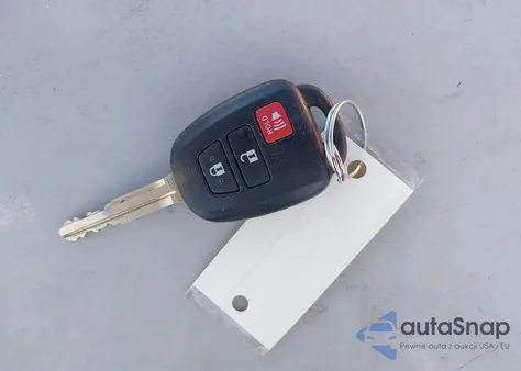 2018 Toyota Rav4 Le z USA, uszkodzony, nr VIN JTMZFREV0JJ166951